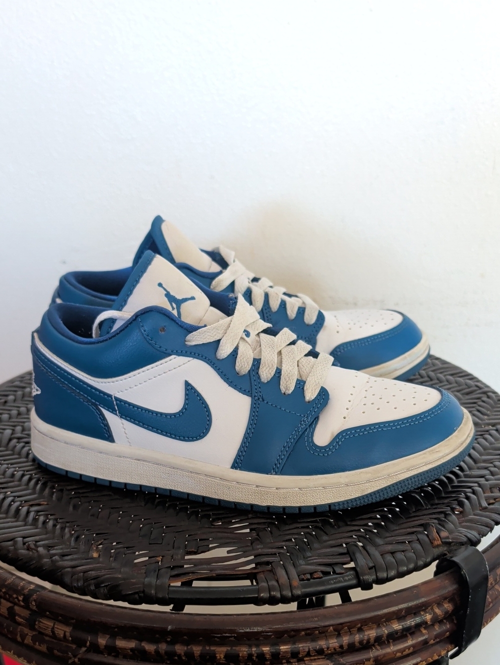 Nike Women’s Low-Top Sneakers White and Blue